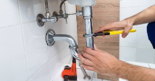 Сантехнические работы Дмитров цена 459 руб. Услуги сантехника